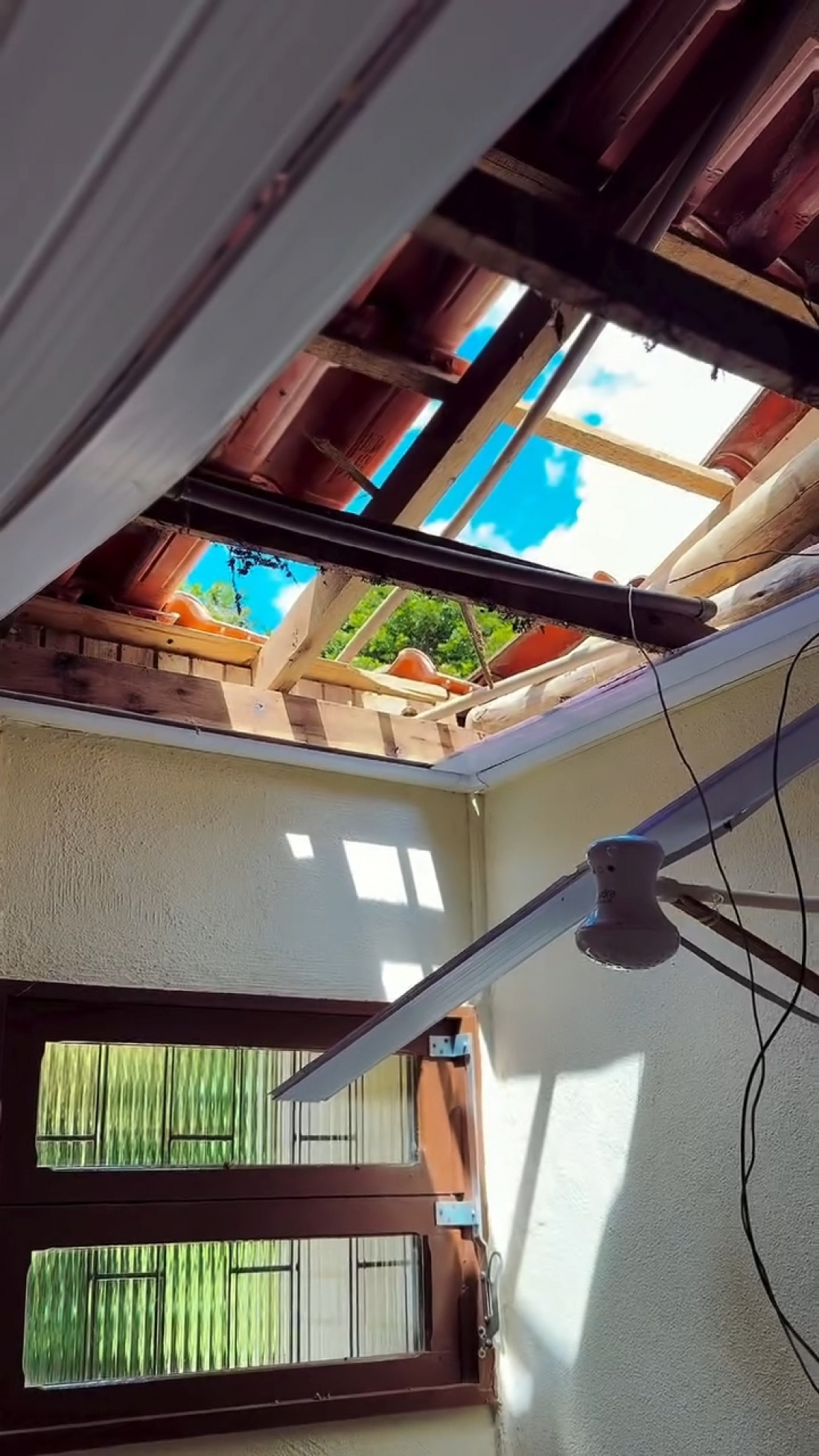 Sede campestre da OAB Tubarão é alvo de furto de fios e sofre danos estruturais