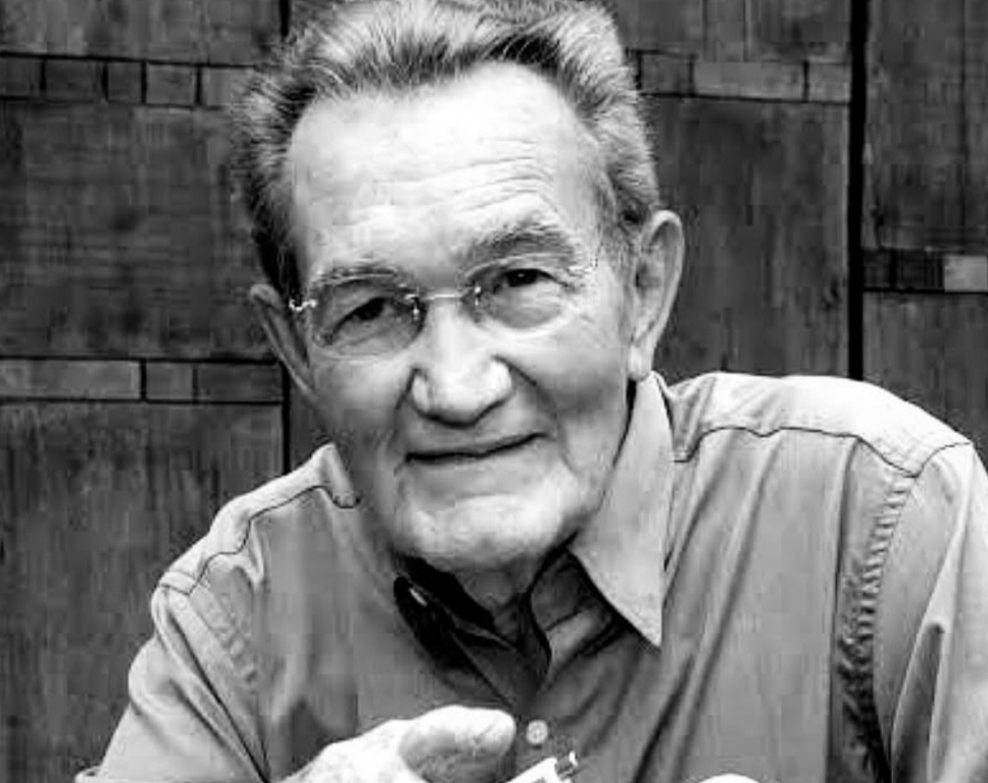 Morre aos 92 anos Léo Batista, ícone do jornalismo esportivo brasileiro