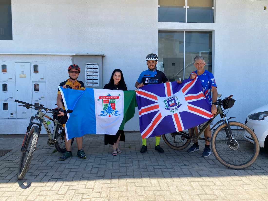 Desafio de resistência: ciclistas atravessam 800Km em Santa Catarina e são recebidos em Pescaria Brava