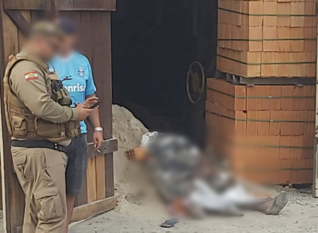 Homem é encontrado morto em obra no bairro Magalhães, em Laguna