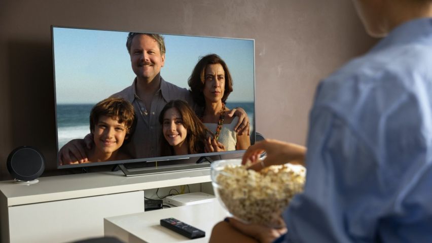 Governo anuncia lançamento de plataforma de streaming gratuita para 2025