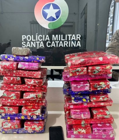 Homem é preso com quase 30 quilos de maconha na BR-101 em Capivari de Baixo