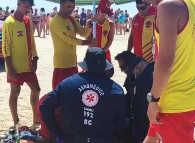 Jovem morre após se afogar na praia do Camacho, em Jaguaruna
