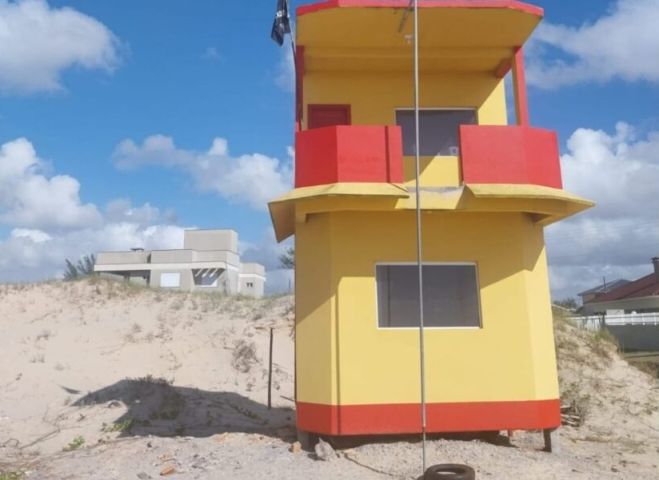 Jovem de 18 anos é resgatada após afogamento em Jaguaruna