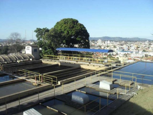 Tubarão Saneamento alerta para possível falta de água e pede que toda a população feche os registros