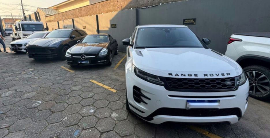 MPSC denuncia trio por golpes milionários com carros de luxo em Tubarão