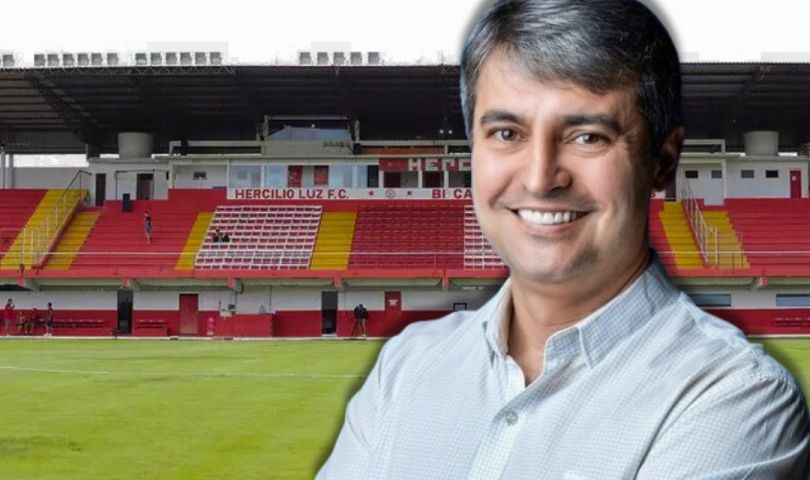 Luciano Menezes se coloca à disposição para ajudar o Hercílio Luz