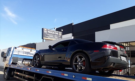 Motorista armado é detido após briga de trânsito em Laguna