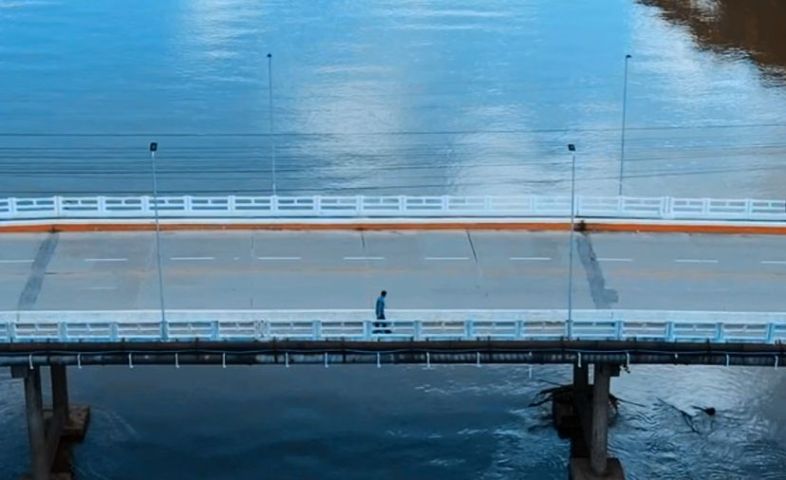 (Vídeo) Secretário Jó Kruger mostra pontos críticos nas margens do Rio Tubarão em que mutirão de limpeza riá atuar