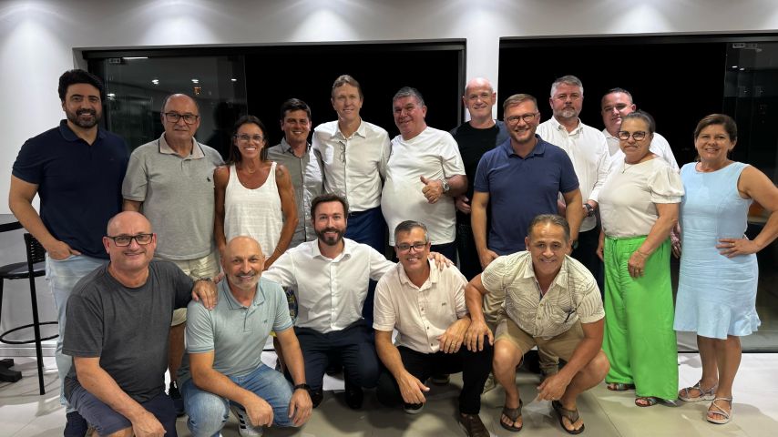 Deputado Volnei Weber participa de encontro com lideranças do MDB em Tubarão