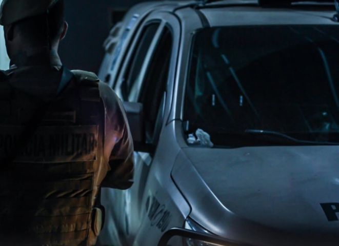 Homem é flagrado com objetos furtados durante patrulha da PM em Tubarão