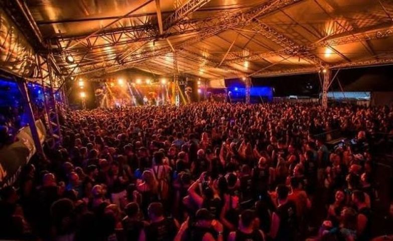 Camarote Babalaô esgota ingressos e deve ser destaque no Carnaval de Laguna