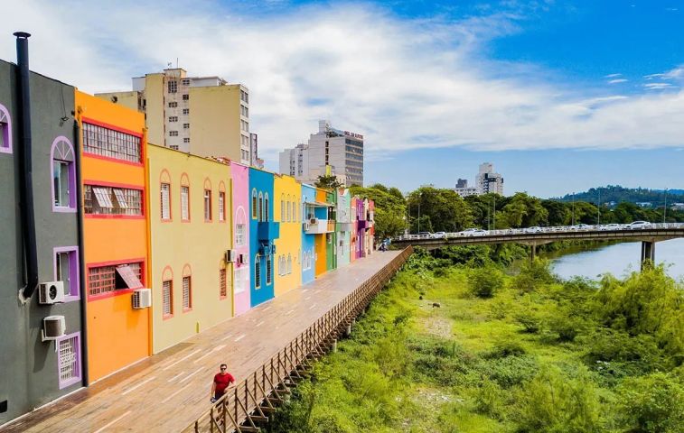 Abertura de empresas em Tubarão cresce 102% nos primeiros meses de 2025