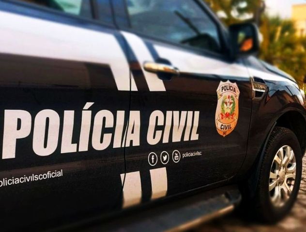 Casal que fugiu de Braço do Norte é preso no Paraná por estupro de vulnerável e maus-tratos contra adolescente