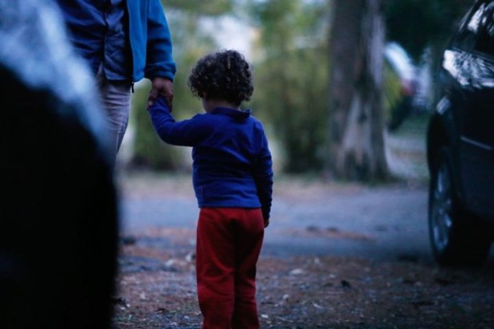 Família denuncia suposta tentativa de sequestro de criança em frente à escola em Tubarão