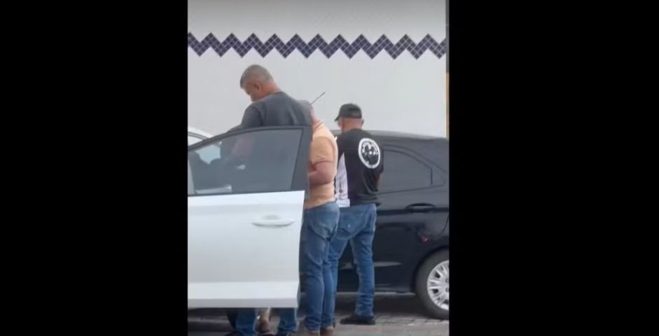 Corretor de imóveis é preso suspeito de vender o mesmo imóvel para várias pessoas em SC