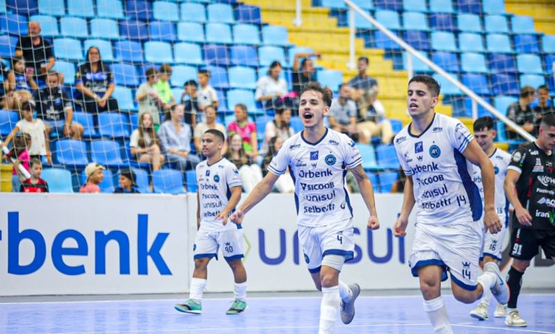 Tubarão Futsal vence Concórdia e segue líder no estadual