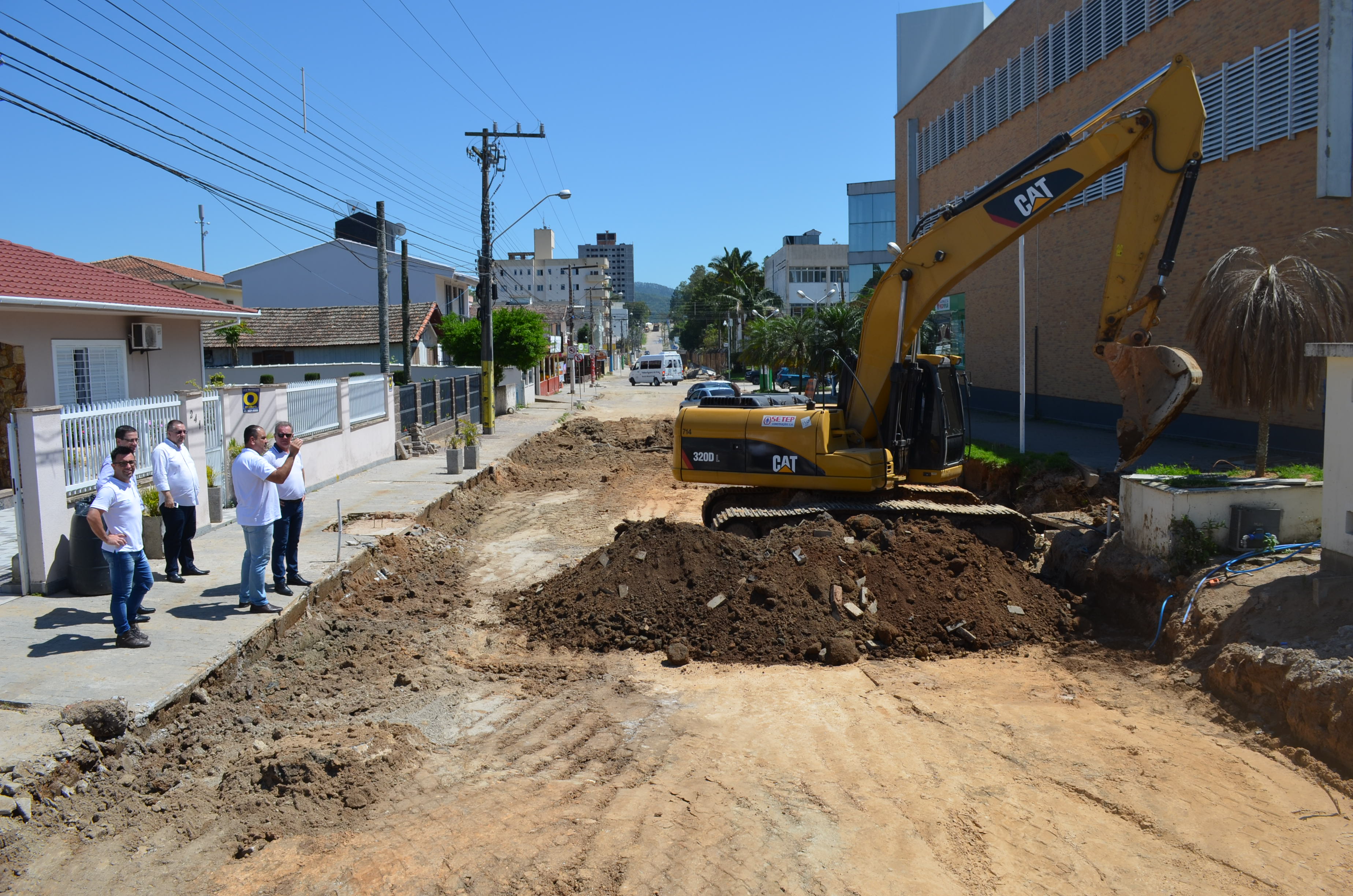 Rua Padre Dionísio da Cunha Laudth, em Tubarão, terá outro trecho pavimentado na próxima semana