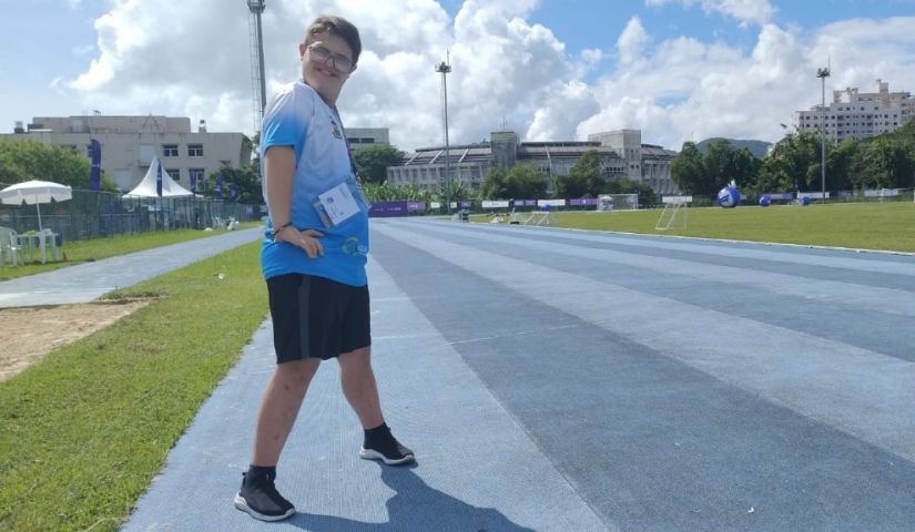 Jovem de Tubarão brilha no Meeting Paralímpico e conquista três ouros