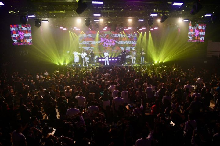 Turma do Pagode leva show inesquecível à Hangar 737 em Tubarão neste sábado (19)