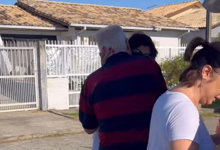 Vítimas que sobreviveram ao acidente na Serra de Corupá são recebidas com emoção e lágrimas