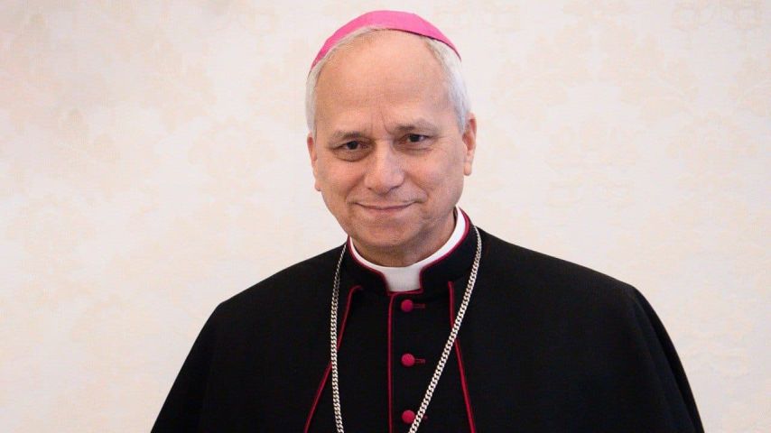 Habemus Papam: Robert Francis Prevost é eleito Papa e adota o nome de Leão XIV