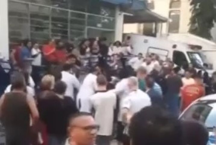 Homem tenta invadir escola em São Paulo e é detido por pais de alunos