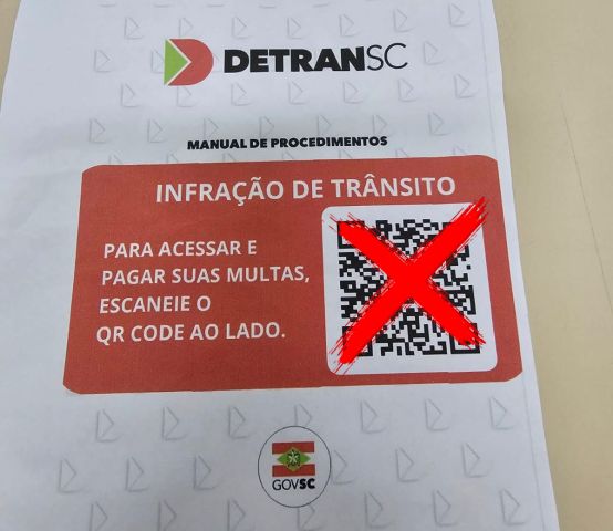 Detran/SC alerta população sobre golpe da multa no para-brisa do carro