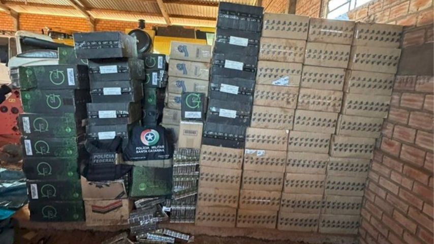 Mais de 96 mil maços de cigarros contrabandeados são apreendidos em SC