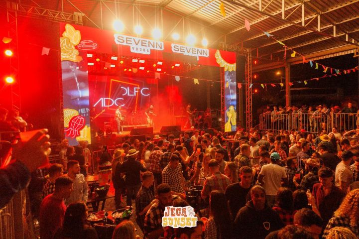 Jeca Sunset promete maior festa junina do sul com open food e atrações de peso