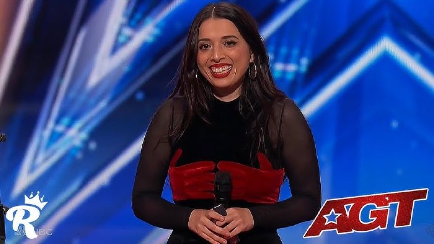 (VÍDEO) Maestrina transforma plateia do America’s Got Talent em coral com hit dos anos 80
