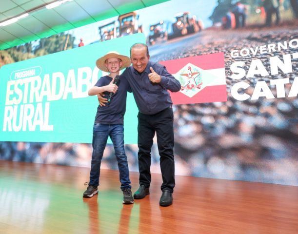 Governo de SC lança 'Estrada Boa Rural' com investimento de R$ 2,5 bilhões para pavimentar 2.500 km de vias