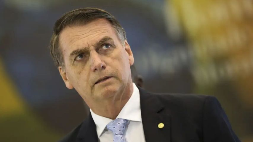 Bolsonaro se defende após medidas de Moraes: ‘surpresa e indignação’