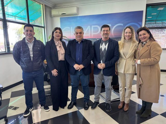 Beto cumpre roteiro no Oeste Catarinense e acompanha gestores de Armazém e Içara em visita técnica