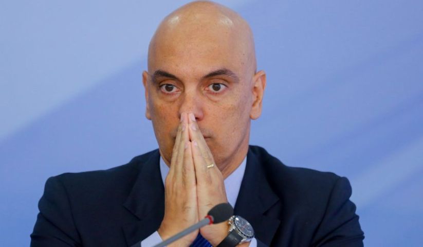 Políticos lançam site com 'Dossiê Moraes' e pedem impeachment