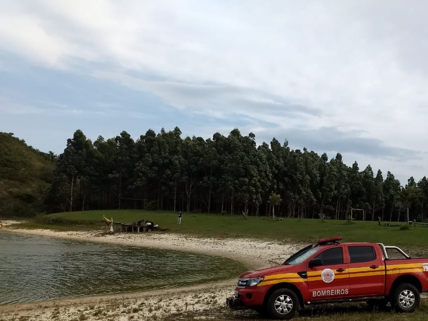 Adolescente de 16 anos morre afogado em lagoa em Imbituba