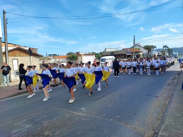 Semana da Pátria tem desfiles nos bairros São Martinho e Monte Castelo
