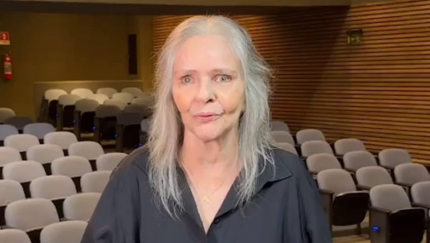 Morre a cantora Angela Ro Ro, ícone da MPB, aos 75 anos