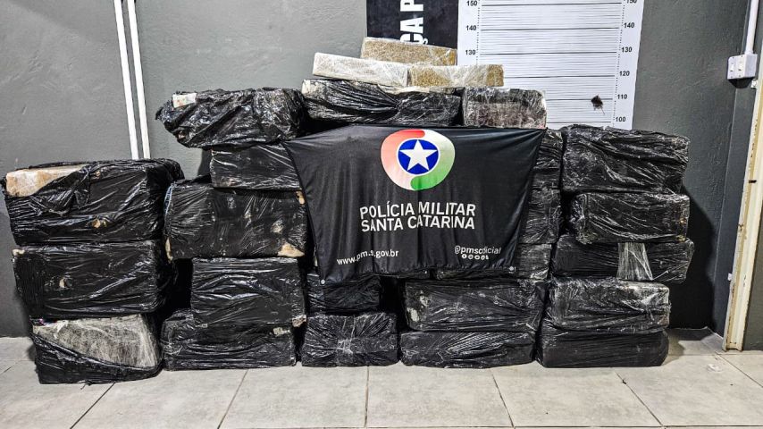 Operação da Polícia Militar apreende 634 quilos de maconha na BR-101