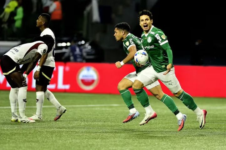 Libertadores terá final brasileira entre Palmeiras e Flamengo