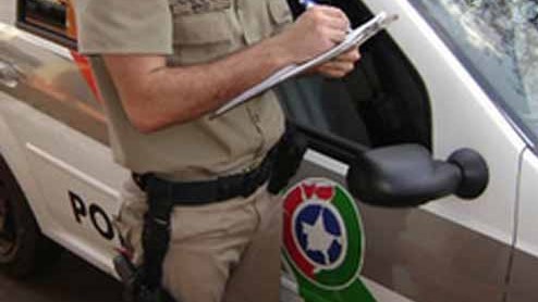 Casal invade residência e rouba veículo de moradores em Tubarão