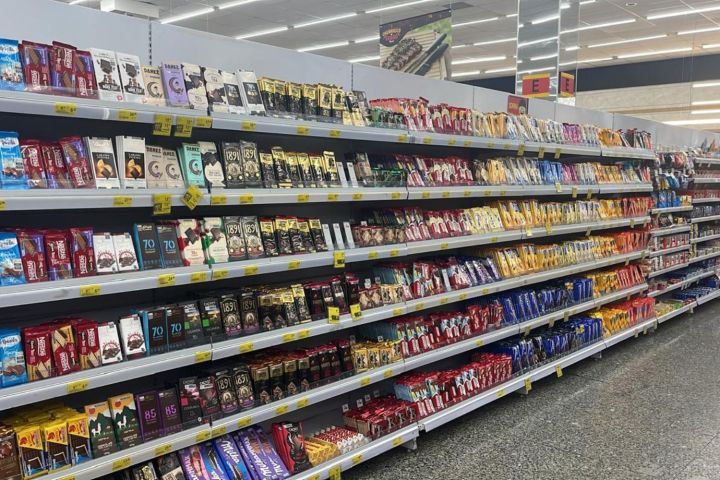 Homem é preso após furtar chocolates e queijo em supermercado de Tubarão