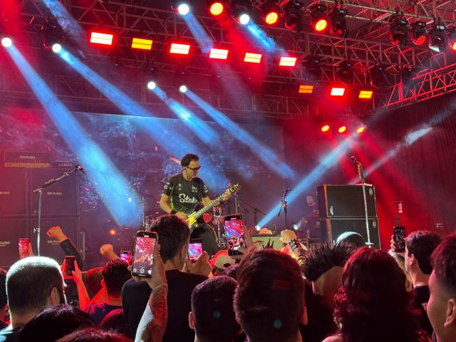 Show do Raimundos bate recorde de público e lota a Arena Multiuso em Tubarão