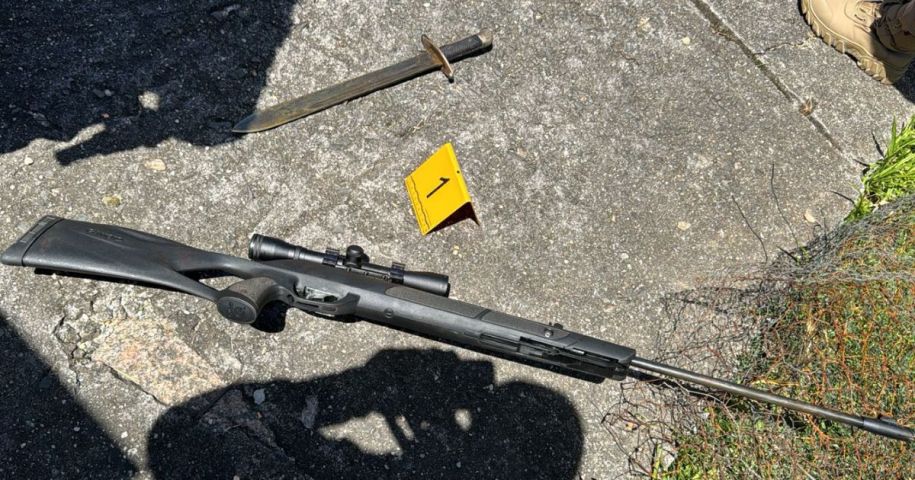 Homem mata mãe e a irmã e é morto pela polícia, em Criciúma