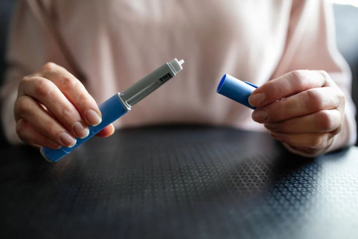 Anvisa proíbe uso e comercialização de algumas marcas de canetas emagrecedoras no Brasil