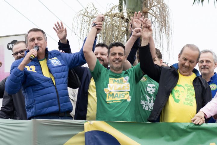 Soratto se manifesta sobre prisão de Bolsonaro: “momento gravíssimo para o país”