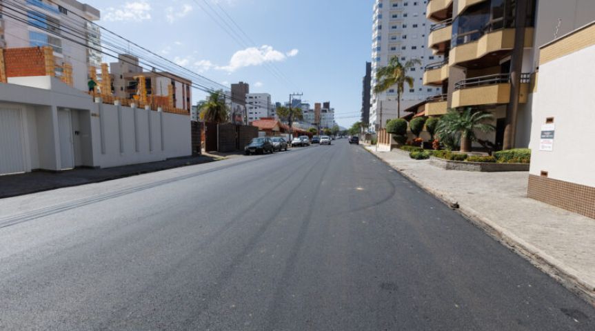 VÍDEO: Tubarão amplifica trabalhos de recuperação asfáltica