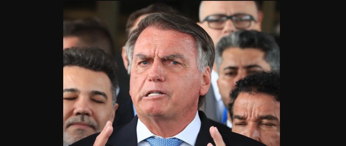 Moraes comunica TSE sobre inelegibilidade de Bolsonaro até 2060; entenda