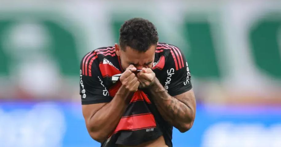 Flamengo vence o Palmeiras e se torna o maior campeão brasileiro da Libertadores
