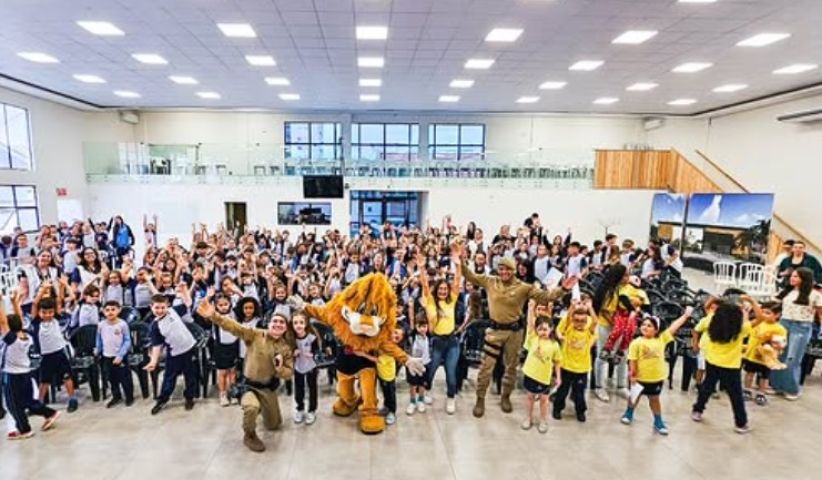 5º Batalhão de Polícia Militar promove formatura de crianças no Proerd Kids